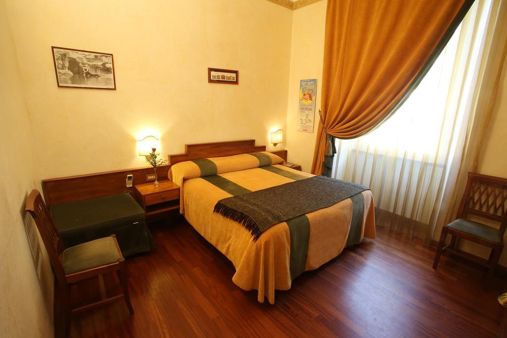 Al Colonnato Di San Pietro Bed & Breakfast Roma