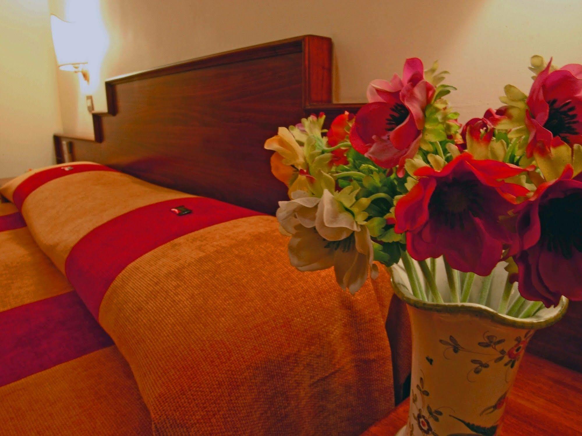 Al Colonnato Di San Pietro Bed & Breakfast Roma